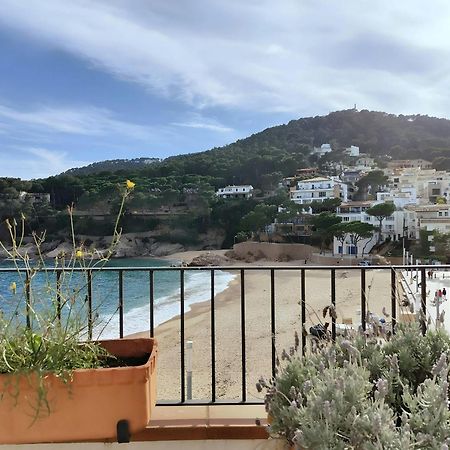 Tamariu Platja - Penthouse On Passeig Del Mar. Apartman Kültér fotó