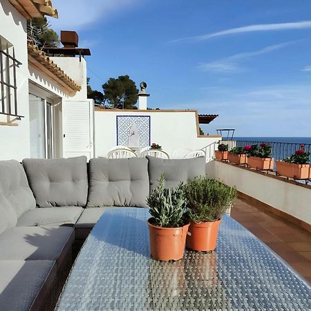 Tamariu Platja - Penthouse On Passeig Del Mar. Apartman Kültér fotó