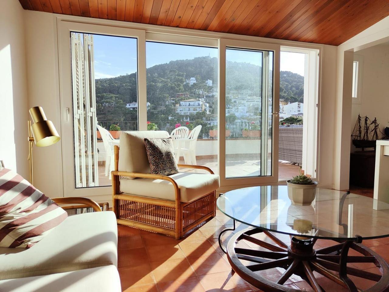 Tamariu Platja - Penthouse On Passeig Del Mar. Apartman Kültér fotó