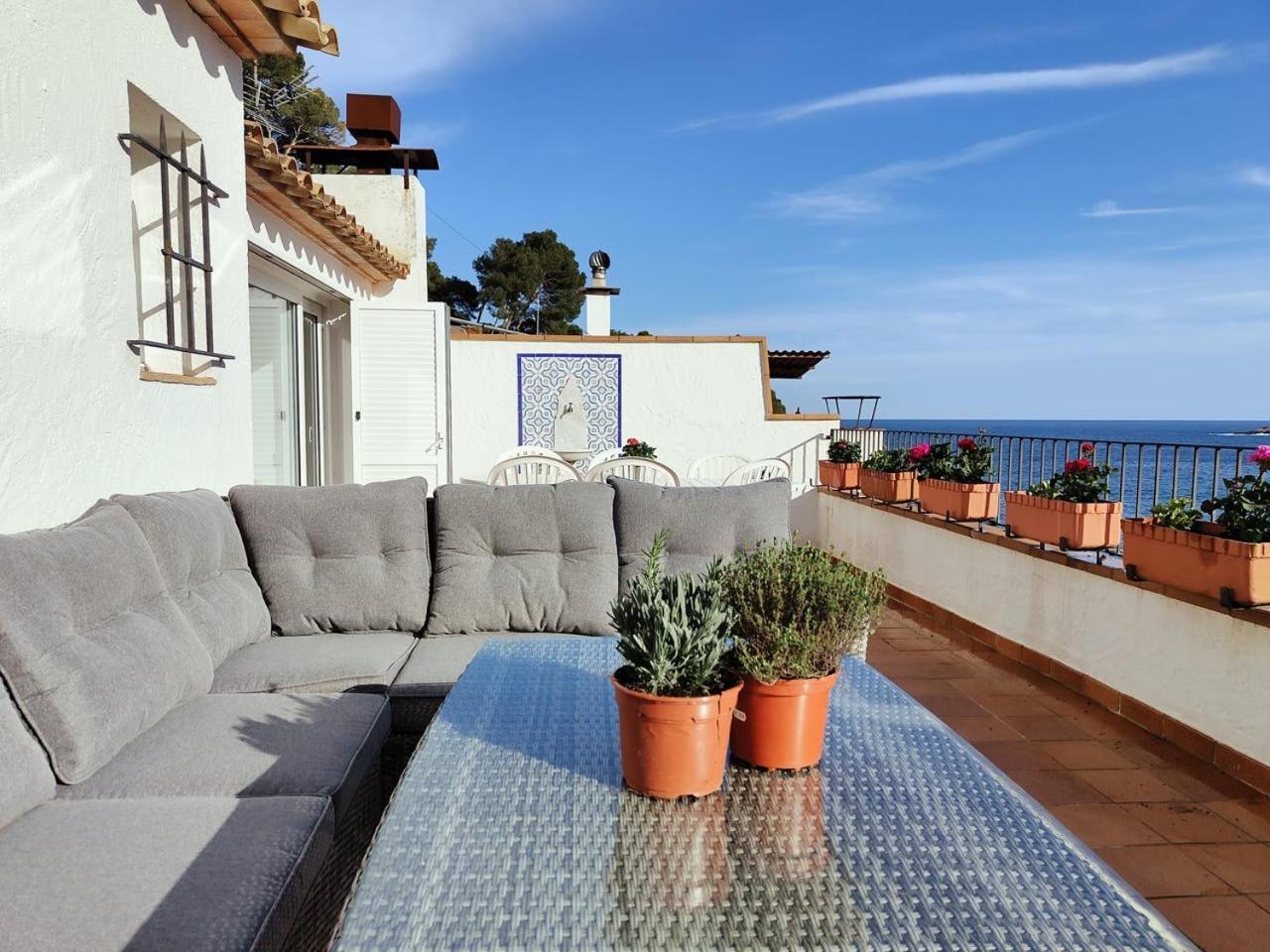 Tamariu Platja - Penthouse On Passeig Del Mar. Apartman Kültér fotó