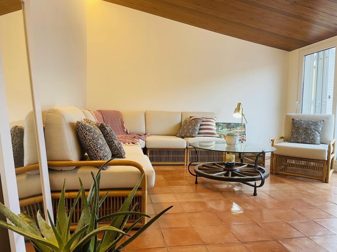 Tamariu Platja - Penthouse On Passeig Del Mar. Apartman Kültér fotó